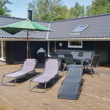 3 Bedroom Cozy Home In Oksbol * Oksbøl